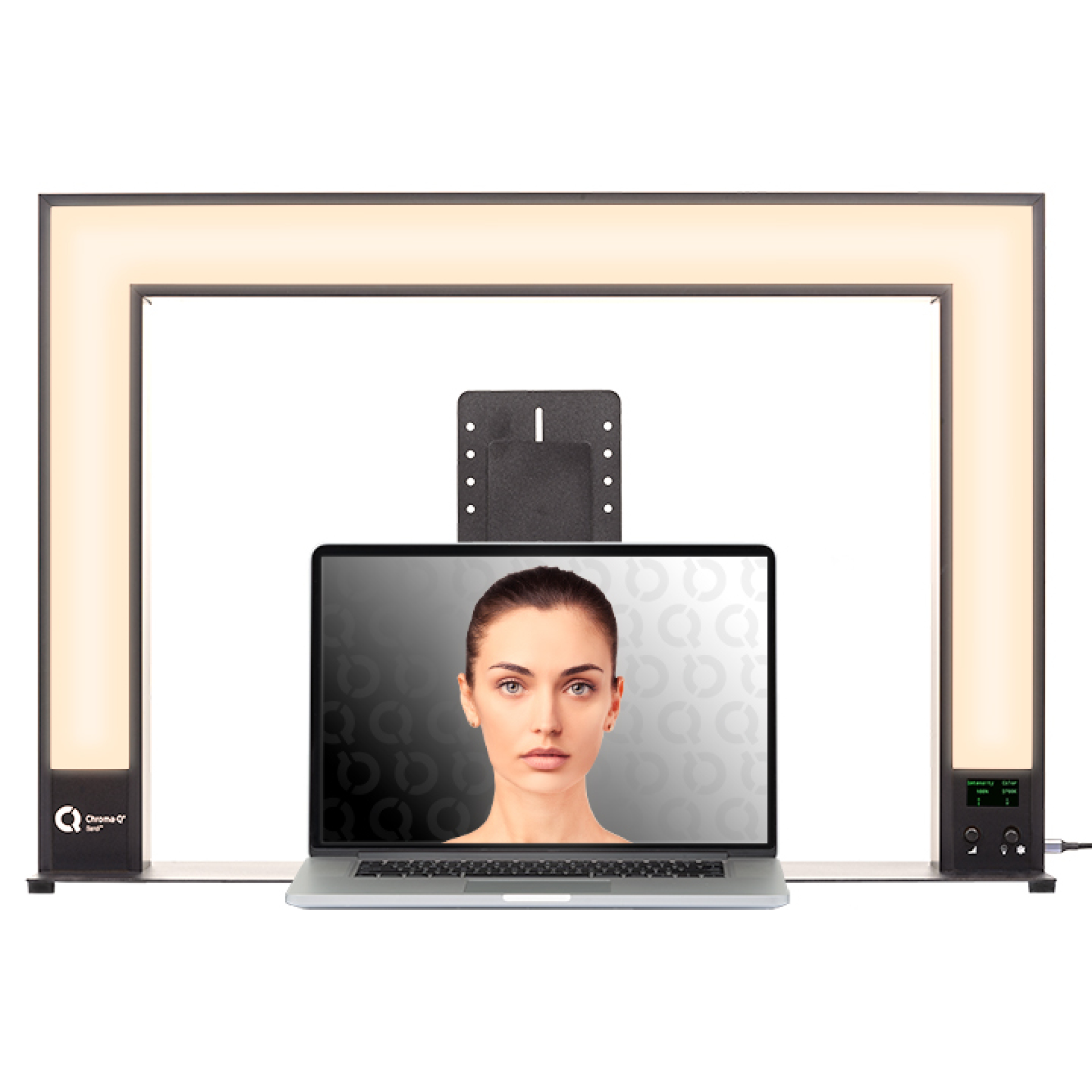 Chroma-Q Sandi - Warm white light with laptop
