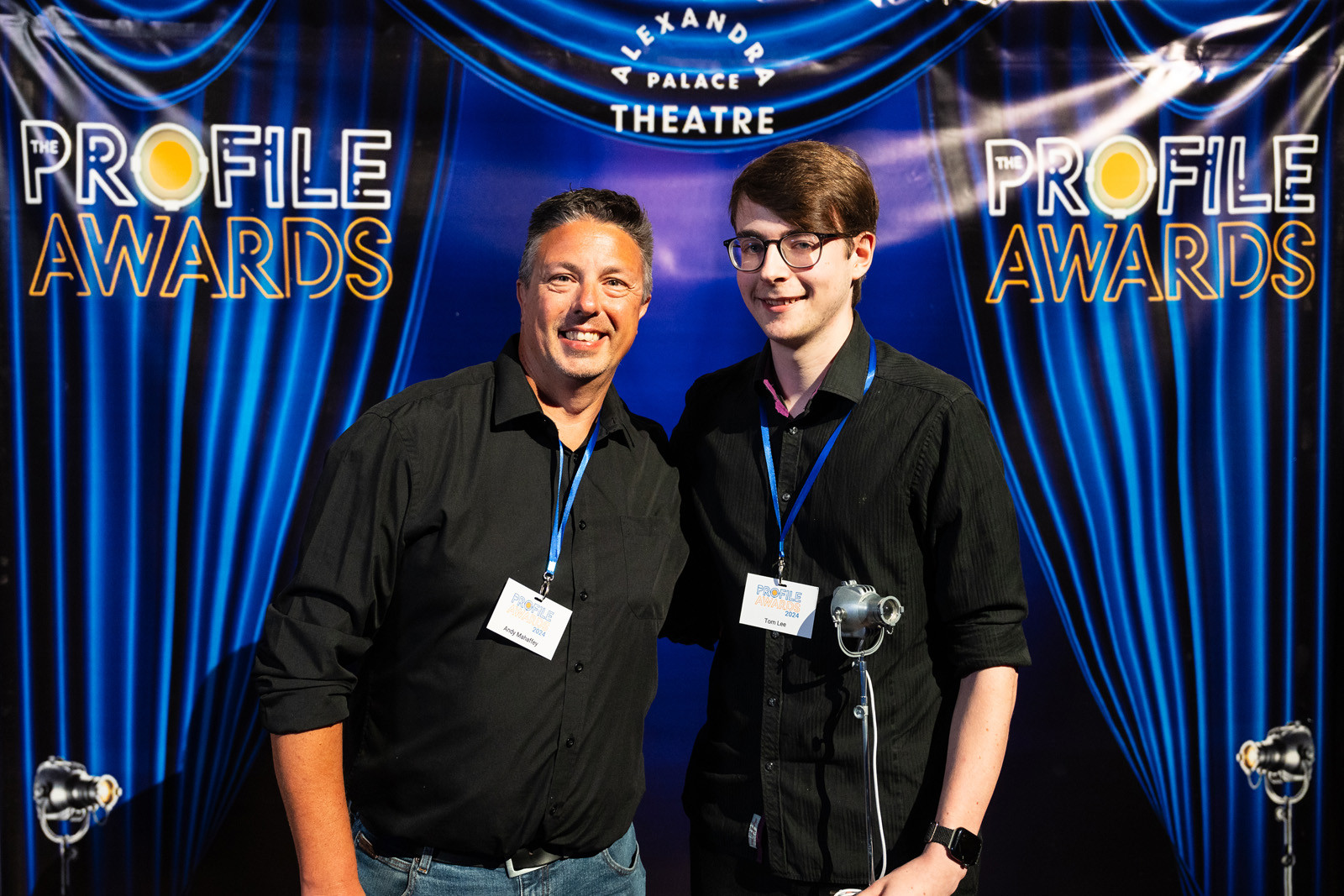 ACET's Andy Mahaffey with winner Tom Lee.
Photo Credit: David Stewart